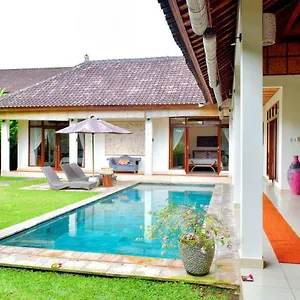Heliconia Villa